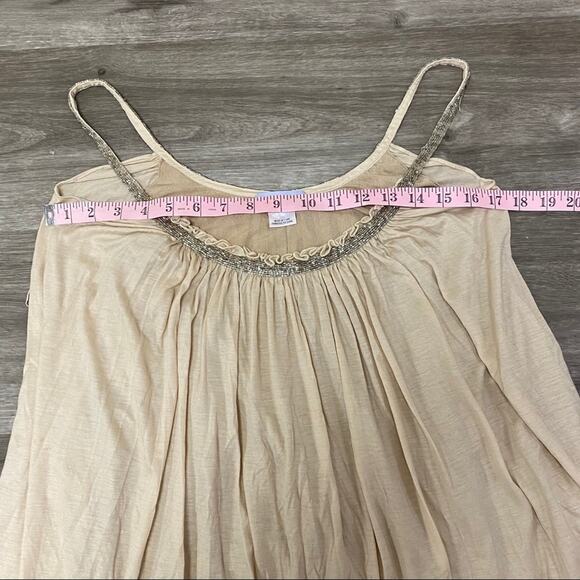 Vera Wang Beaded Flowy Pleated Dress Tan 2 - Picture 4 of 6